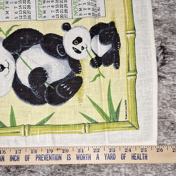 🐼 1987 cloth calendar towel wall hanging with original envelope and dowel - Picture 3 of 13
